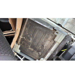 Leve vitre electrique avant gauche VOLKSWAGEN POLO 3