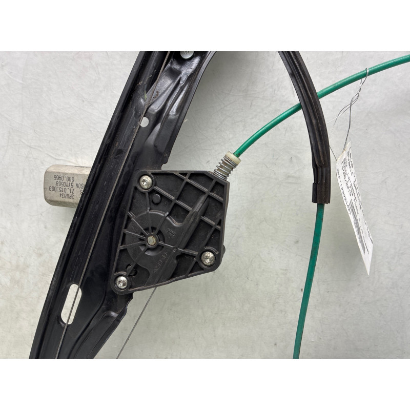 Leve vitre electrique avant gauche BMW SERIE 1 F20 Photo n°2