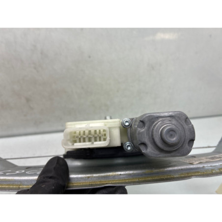 Leve vitre electrique arriere droit NISSAN QASHQAI 2