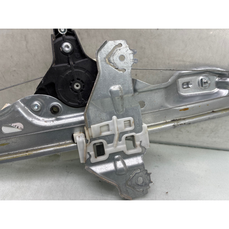 Leve vitre electrique arriere gauche NISSAN QASHQAI 2 Photo n°2