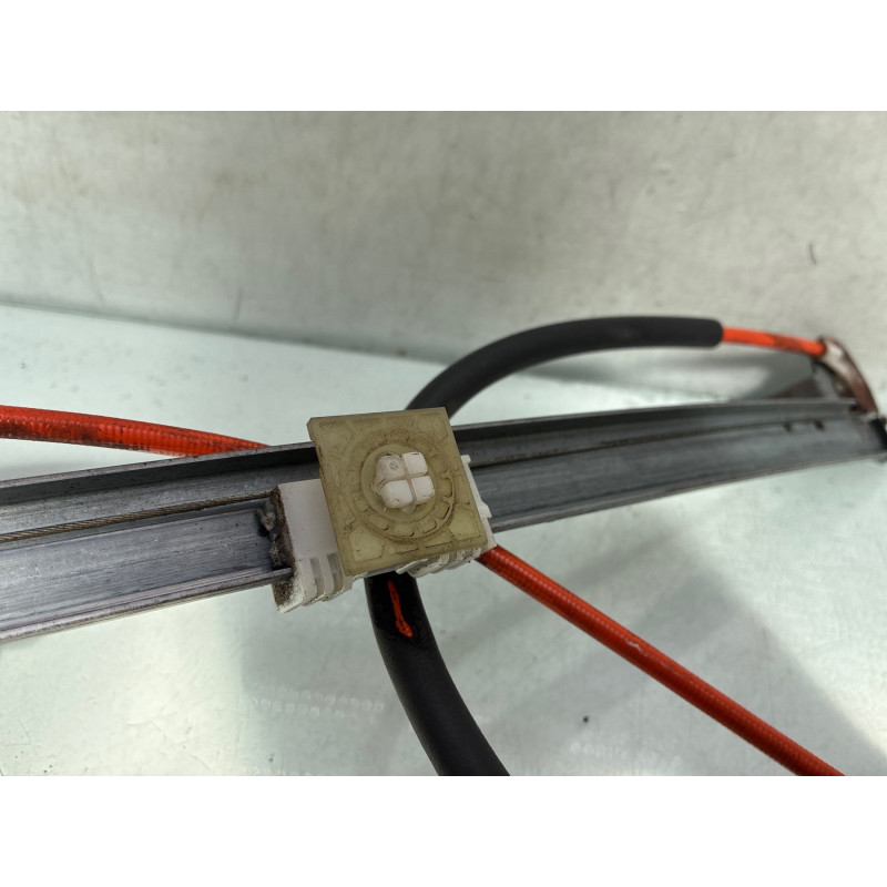 Leve vitre electrique avant droit PEUGEOT 106 Photo n°3