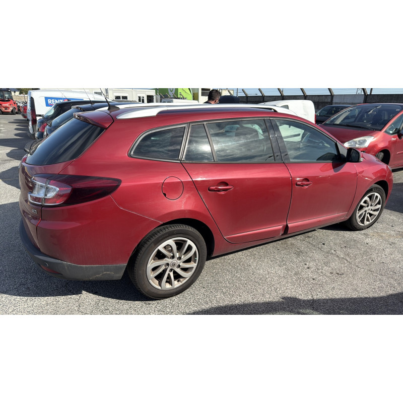 Capot RENAULT MEGANE 3 Photo n°12