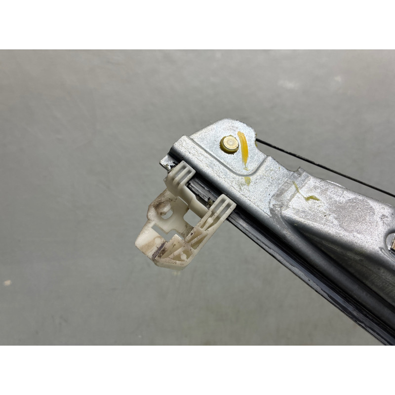 Leve vitre electrique avant gauche RENAULT SCENIC 2 Photo n°3
