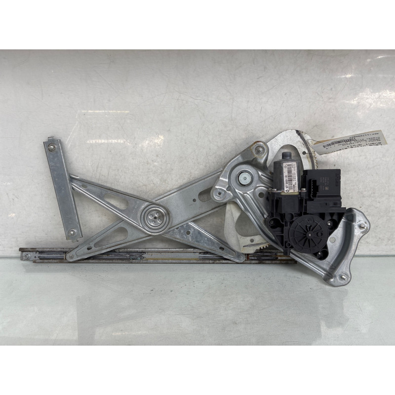 Leve vitre electrique avant droit RENAULT GRAND SCENIC 3 Photo n°5