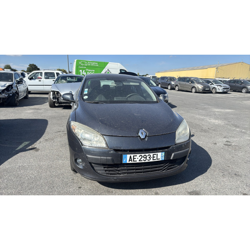 Capot RENAULT MEGANE 3 Photo n°14