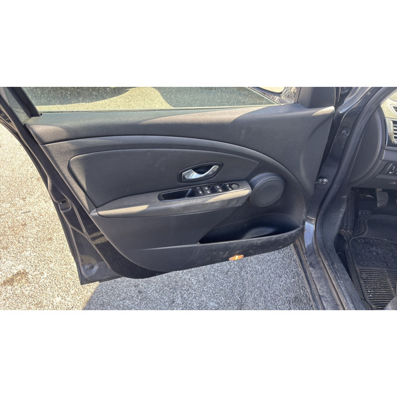 Capot RENAULT MEGANE 3 Photo n°15