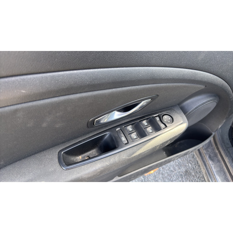Capot RENAULT MEGANE 3 Photo n°16