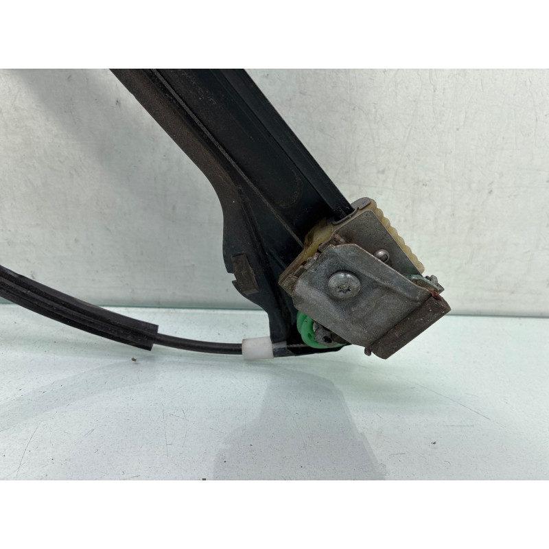 Leve vitre electrique avant gauche VOLKSWAGEN GOLF PLUS Photo n°2
