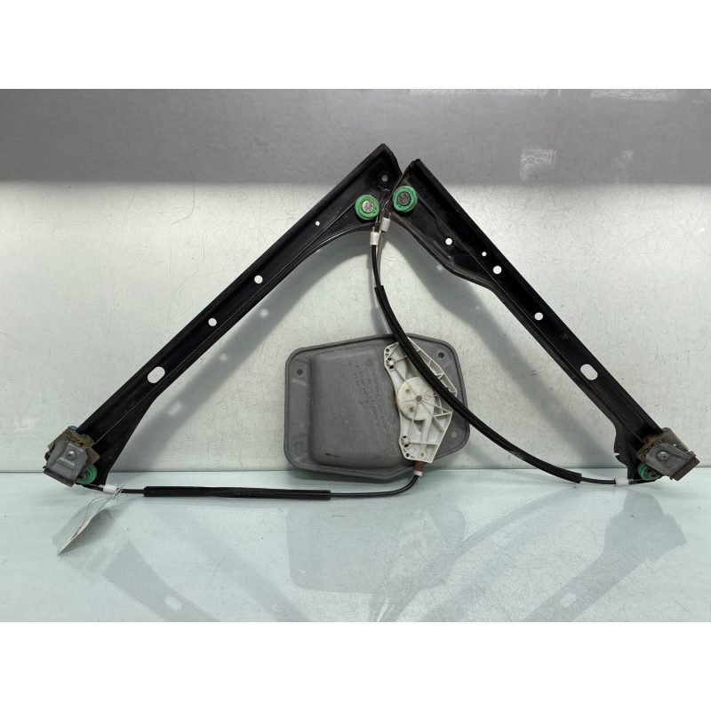 Leve vitre electrique avant gauche VOLKSWAGEN GOLF PLUS Photo n°5
