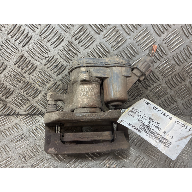Etrier arriere droit (freinage) RENAULT GRAND SCENIC 3 Photo n°3
