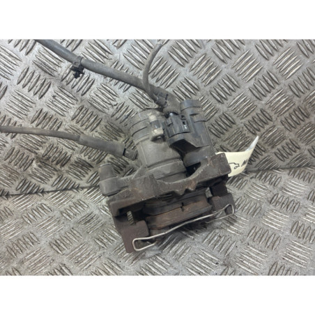 Etrier arriere droit (freinage) AUDI A3 3 Photo n°1