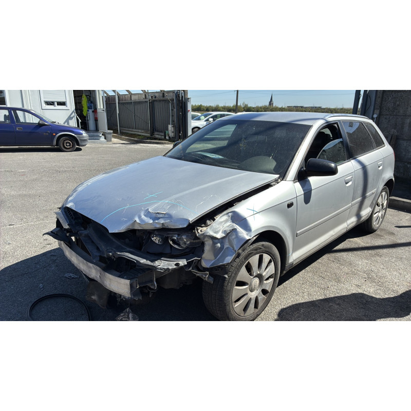 Feu arriere secondaire droit (feux) AUDI A3 2 Photo n°16