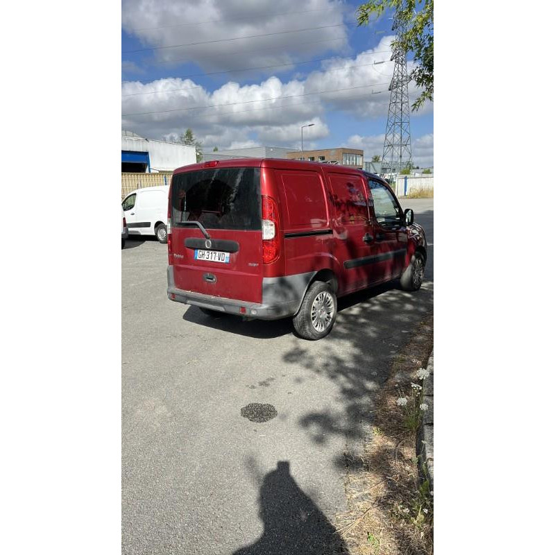 Pretensionneur de ceinture avant gauche FIAT DOBLO 1 Photo n°17
