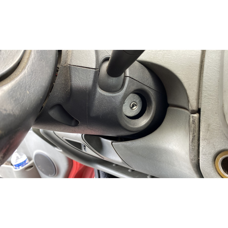 Etrier arriere gauche (freinage) OPEL VIVARO 1 Photo n°20