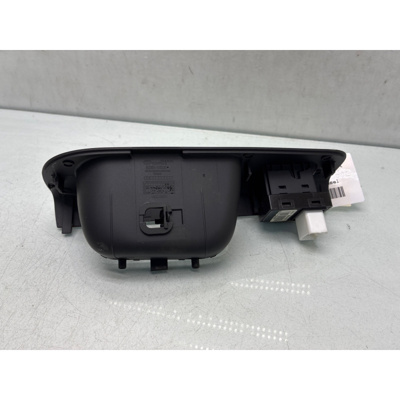 Interrupteur de leve vitre arriere droit KIA CEE-D 1 Photo n°3