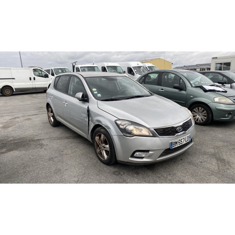 Interrupteur de leve vitre arriere droit KIA CEE-D 1 Photo n°5