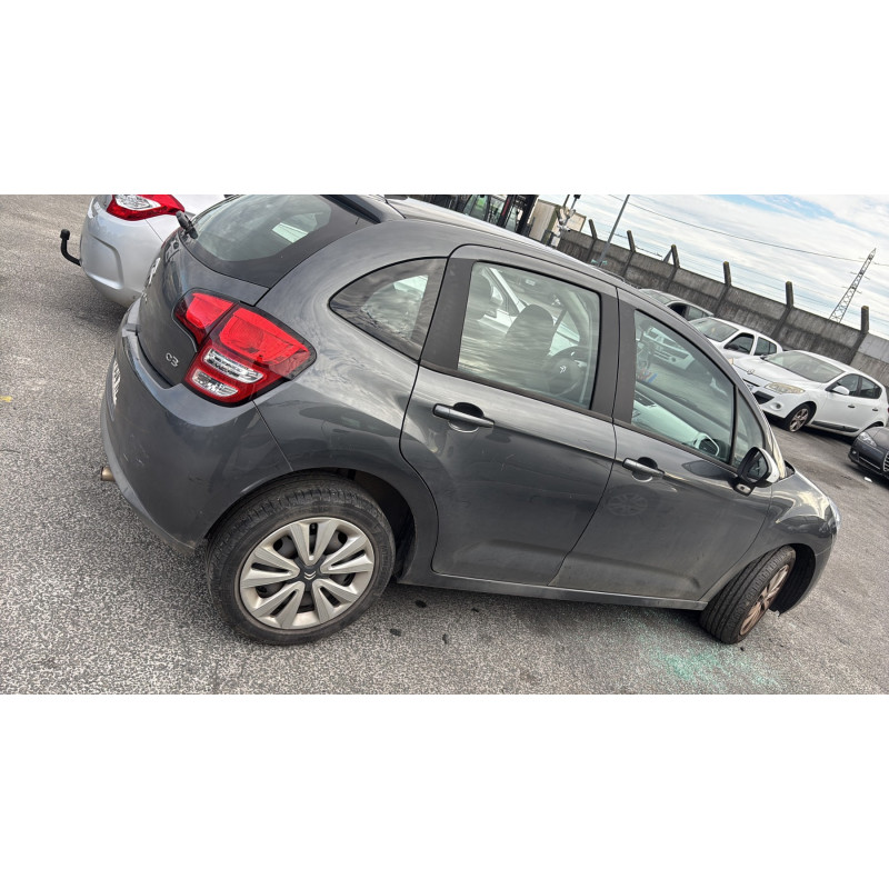 Feu arriere secondaire gauche (feux) CITROEN C3 2 Photo n°15
