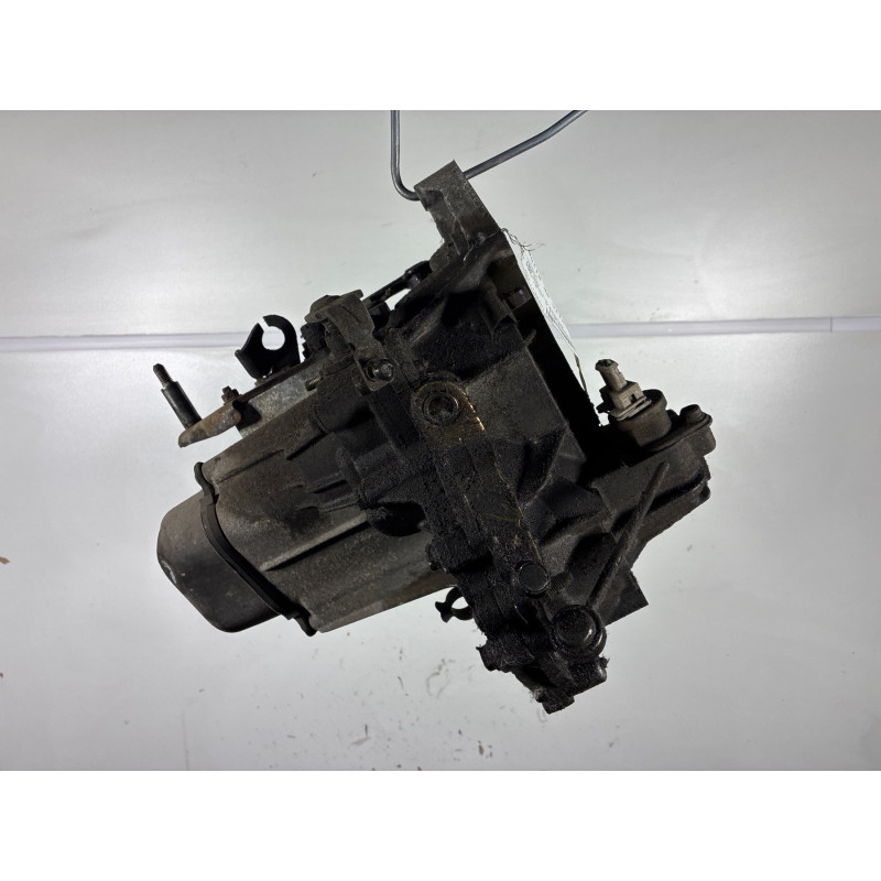 Boite de vitesses PEUGEOT 106 Photo n°4