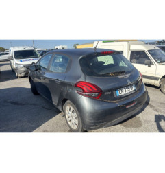 Feu arriere stop central PEUGEOT 208 1