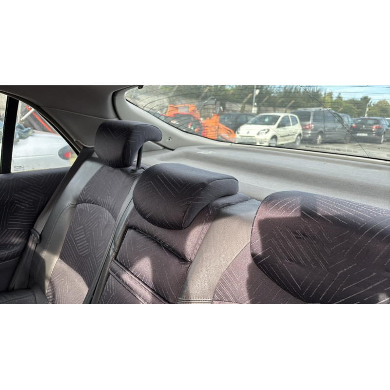Optique avant principal droit (feux)(phare) RENAULT LAGUNA 2 Photo n°9