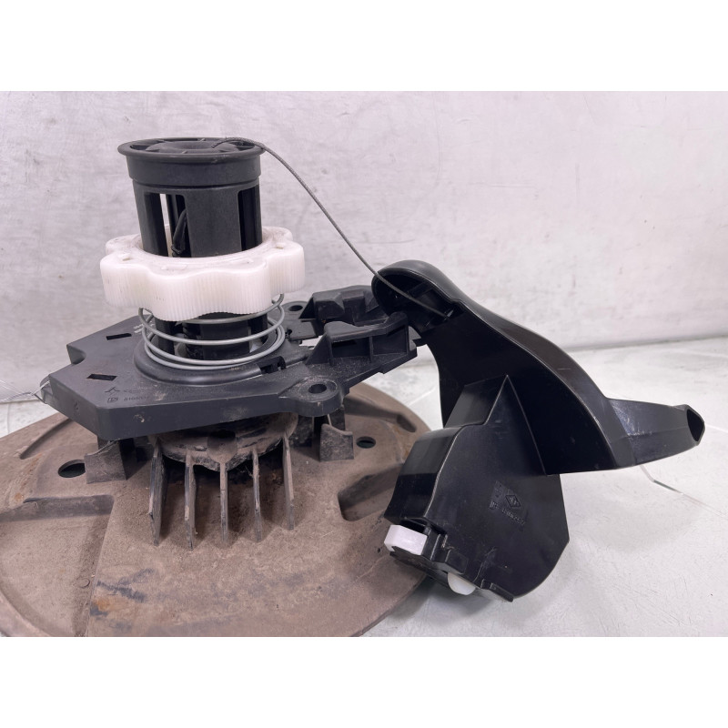 Treuil de roue de secours RENAULT CLIO 3 Photo n°3