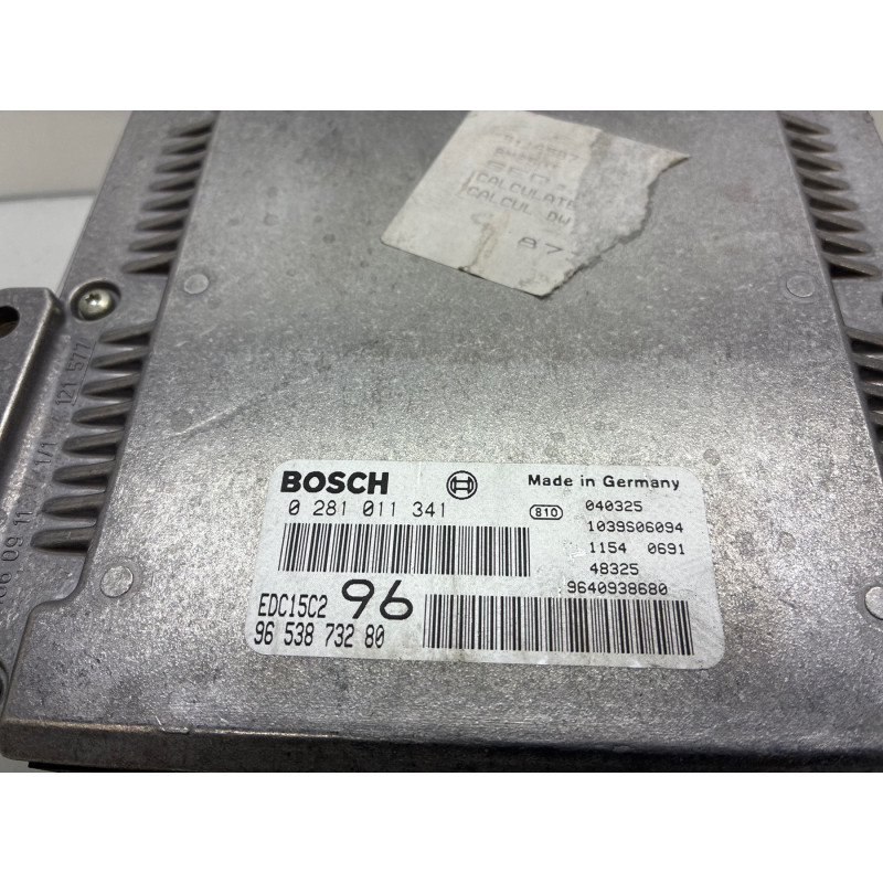 Calculateur moteur PEUGEOT 307 Photo n°1