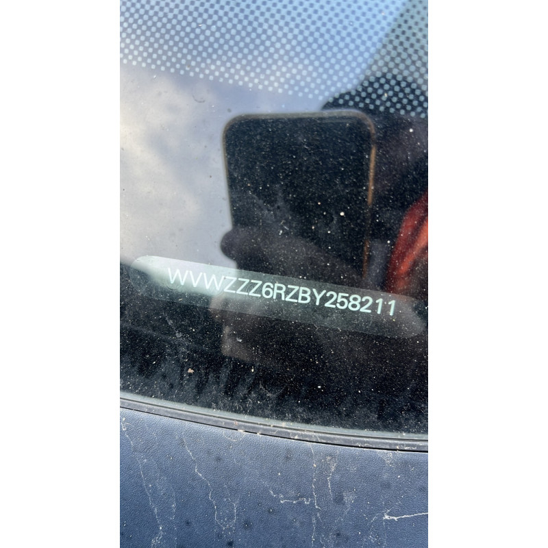 Vitre avant droit VOLKSWAGEN POLO 5 Photo n°8