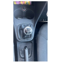 Vitre avant droit VOLKSWAGEN POLO 5