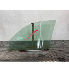 Vitre avant droit TOYOTA RAV4 2