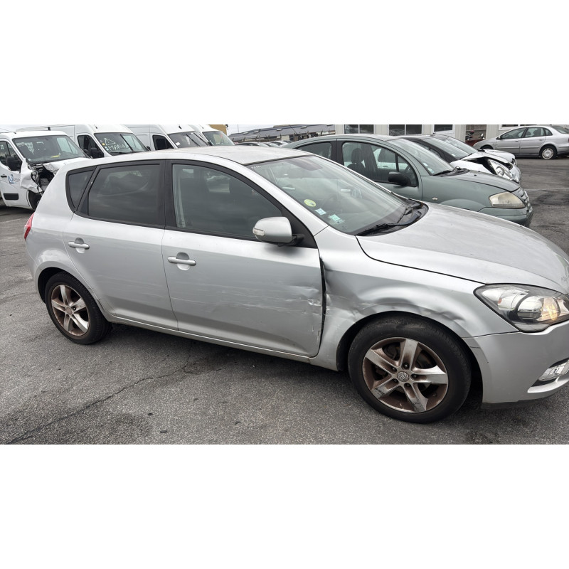 Moteur KIA CEE-D 1 Photo n°19