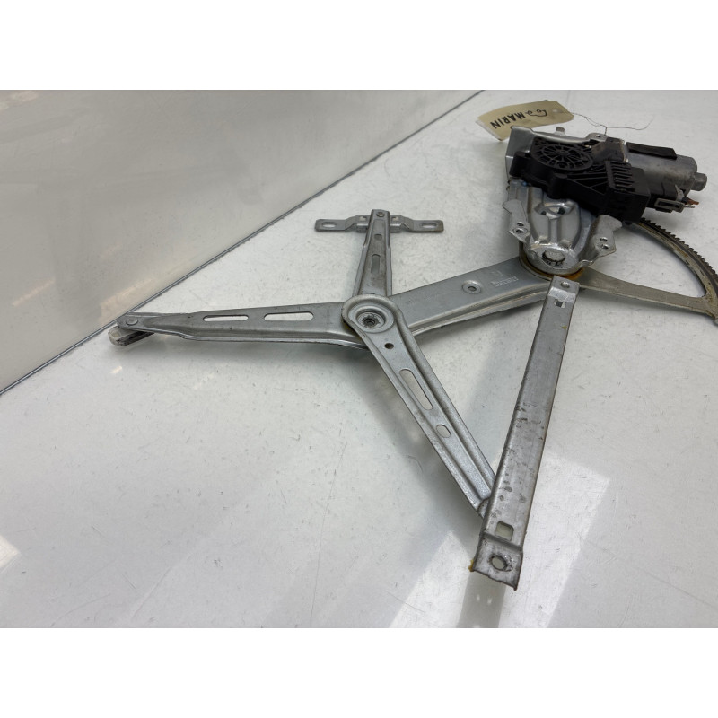 Leve vitre electrique avant gauche OPEL ZAFIRA B Photo n°3