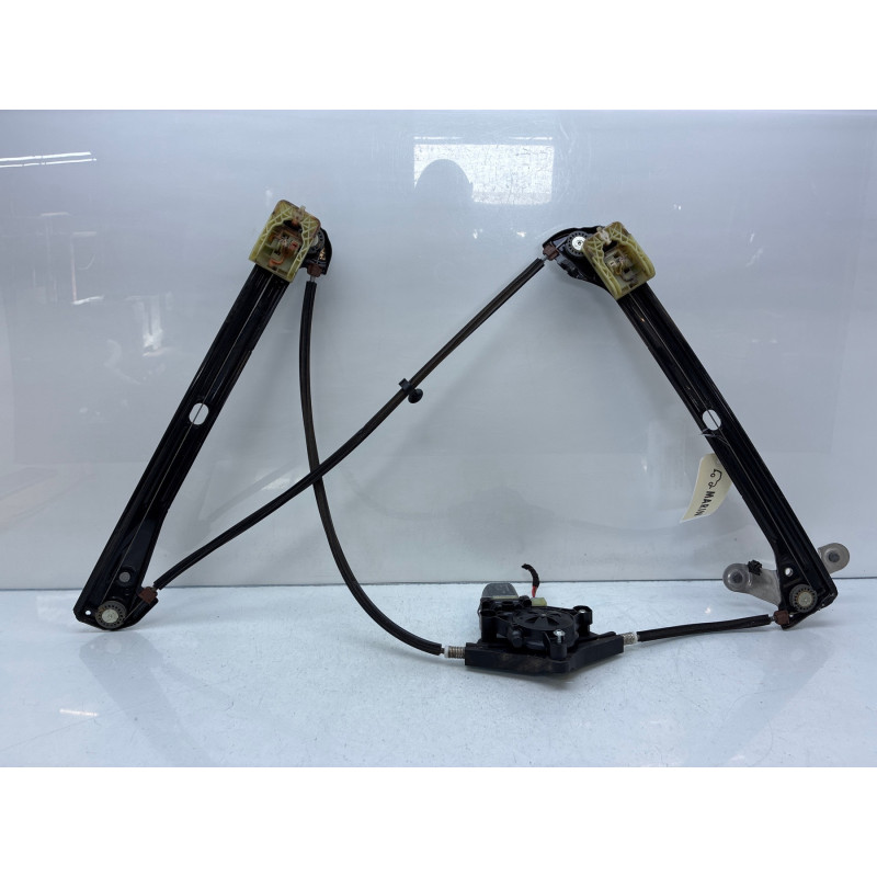 Leve vitre electrique avant droit VOLKSWAGEN GOLF 7 Photo n°1