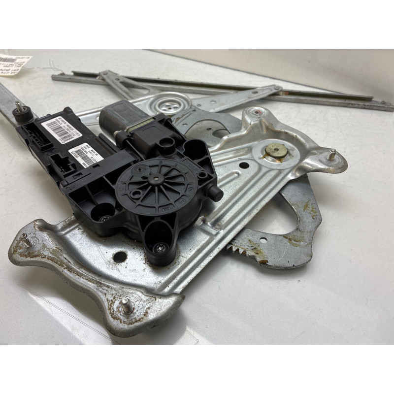 Leve vitre electrique avant gauche RENAULT MEGANE 3 Photo n°2