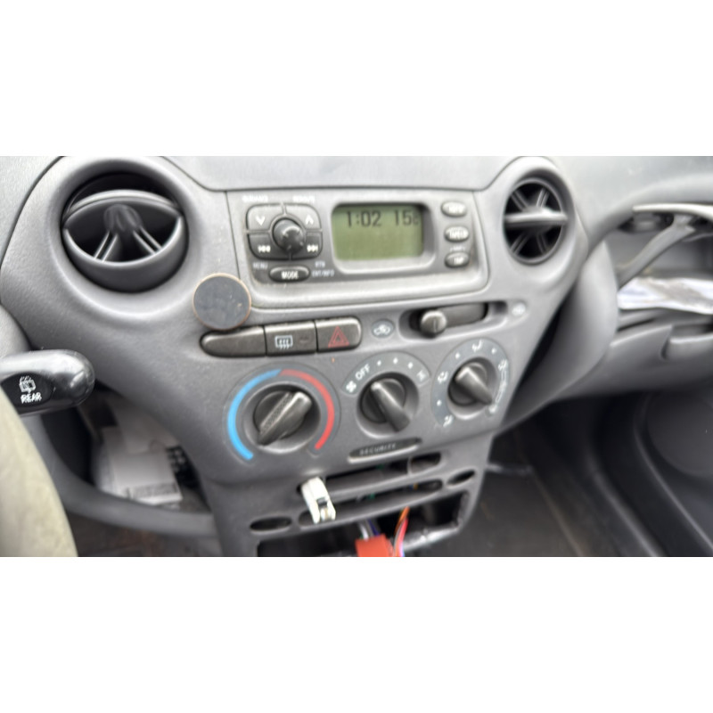 Feu arriere principal gauche (feux) TOYOTA YARIS 1 Photo n°17