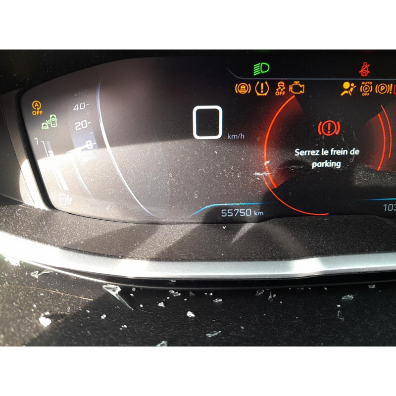 Bouton de warning PEUGEOT 3008 2 Photo n°13