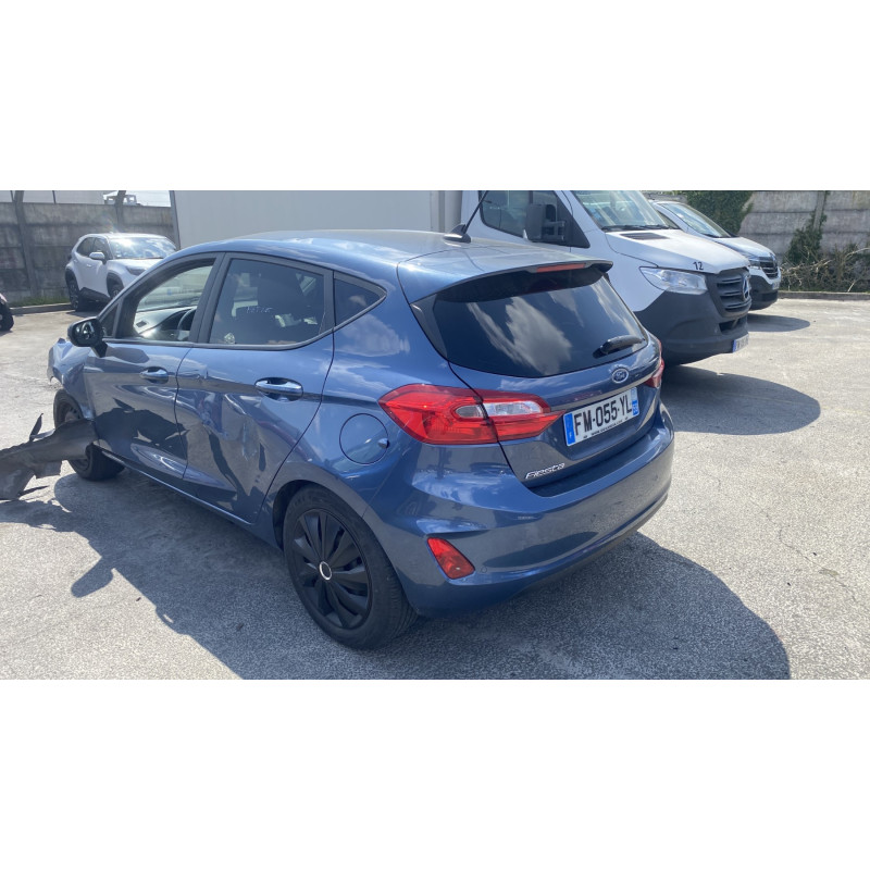 Feu arriere secondaire gauche (feux) FORD FIESTA 7 Photo n°10