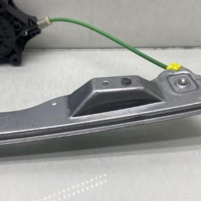Leve vitre electrique avant droit OPEL CORSA E Photo n°3