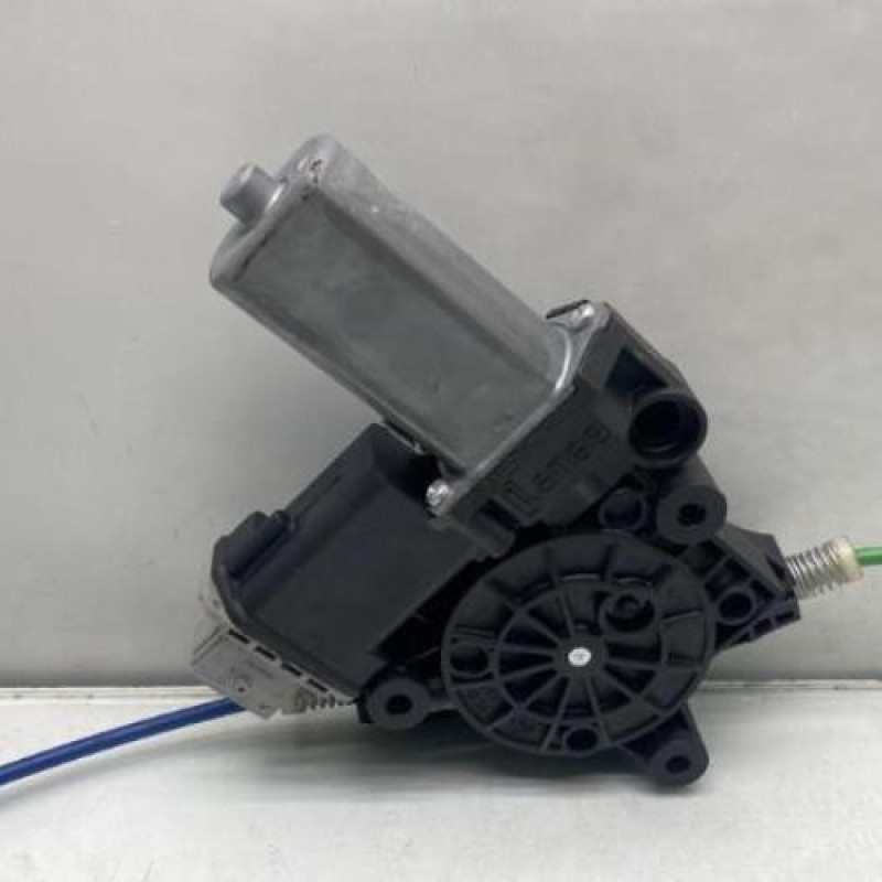 Leve vitre electrique avant droit OPEL CORSA E Photo n°4