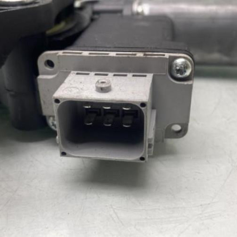 Leve vitre electrique avant droit OPEL CORSA E Photo n°11