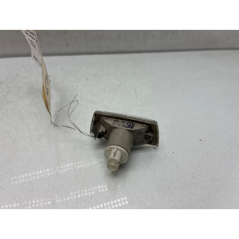 Repetiteur clignotant avant gauche (Feux) OPEL ADAM Photo n°1