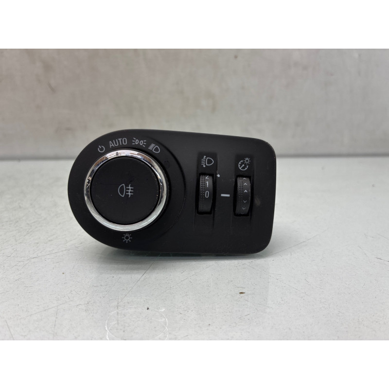 Commande de phare OPEL ADAM Photo n°3