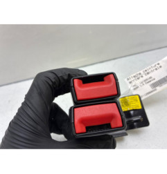 Attache ceinture arriere centrale OPEL ADAM Photo n°1