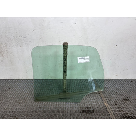 Vitre arriere droit CITROEN C3 1 X-TR Photo n°1