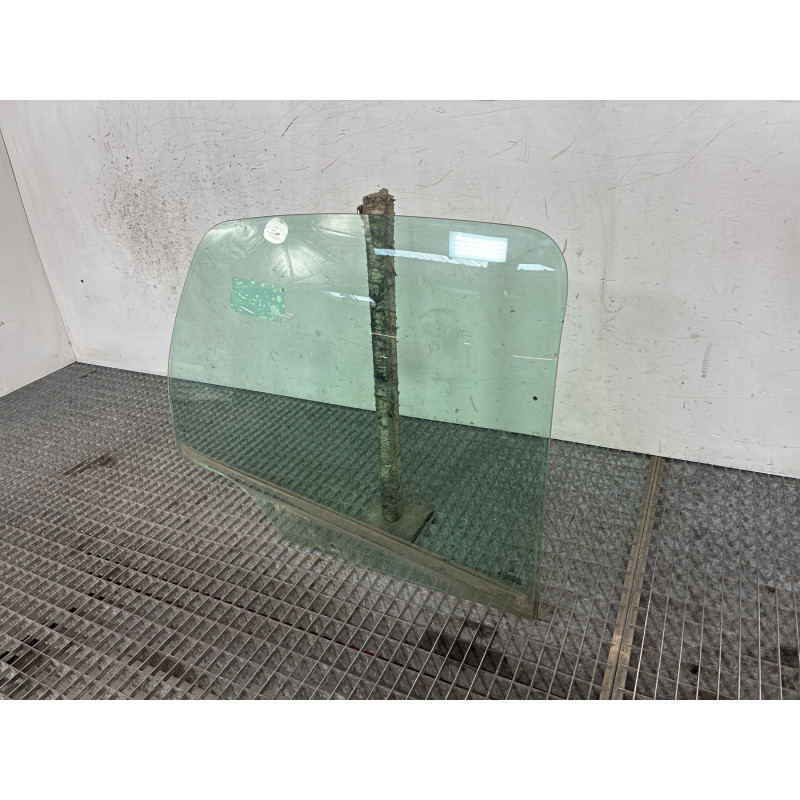 Vitre arriere droit CITROEN C3 1 X-TR Photo n°3