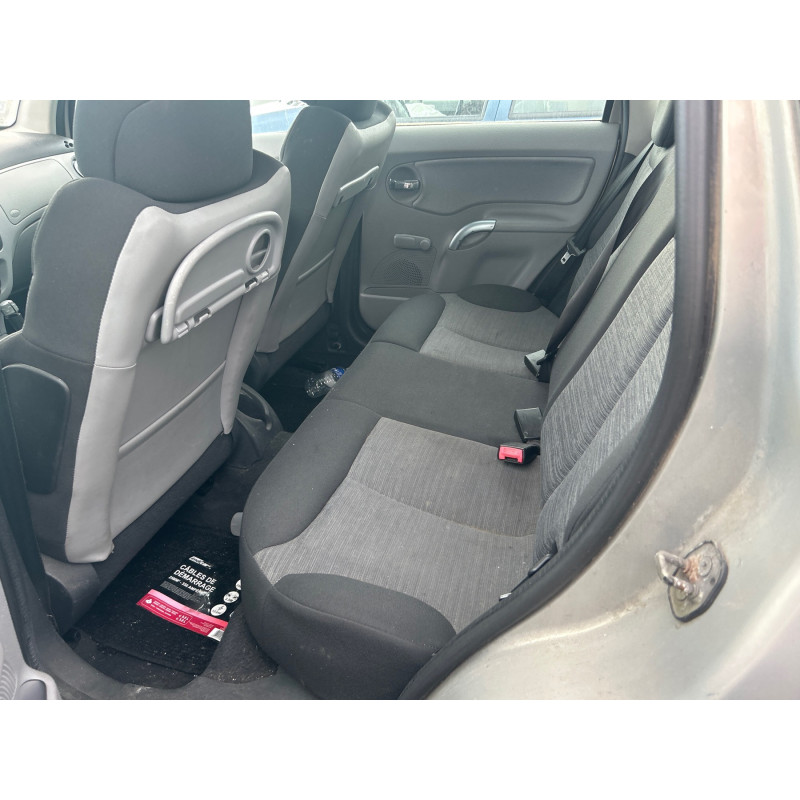 Vitre arriere droit CITROEN C3 1 X-TR Photo n°5