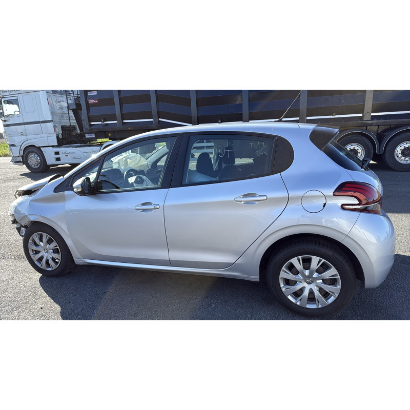 Porte arriere gauche PEUGEOT 208 1 Photo n°11