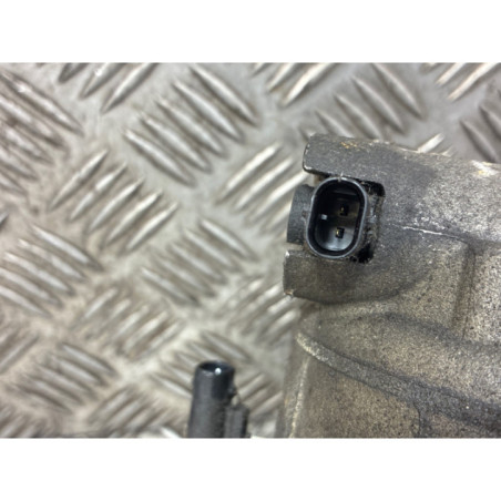 Compresseur clim OPEL MERIVA B