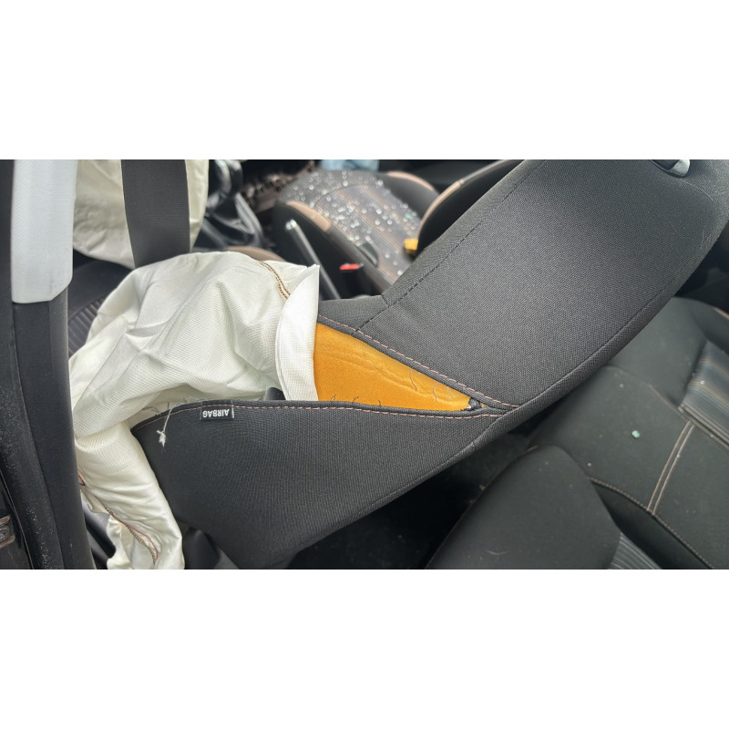 Feu arriere principal droit (feux) PEUGEOT 208 1 Photo n°17