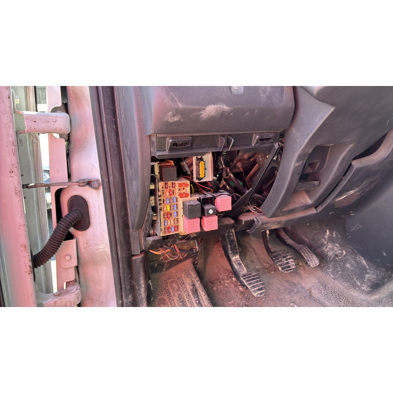 Cremaillere assistee RENAULT MASTER 3 Photo n°20