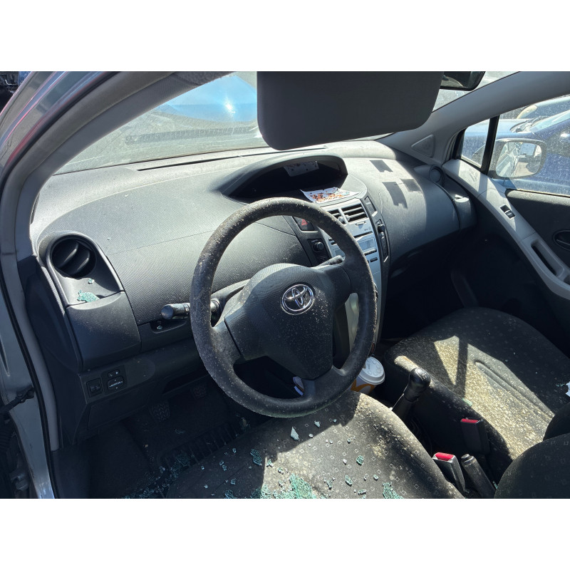 Porte avant gauche TOYOTA YARIS 2 Photo n°14